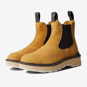 NWT Sorel Chelsea hi-line boots